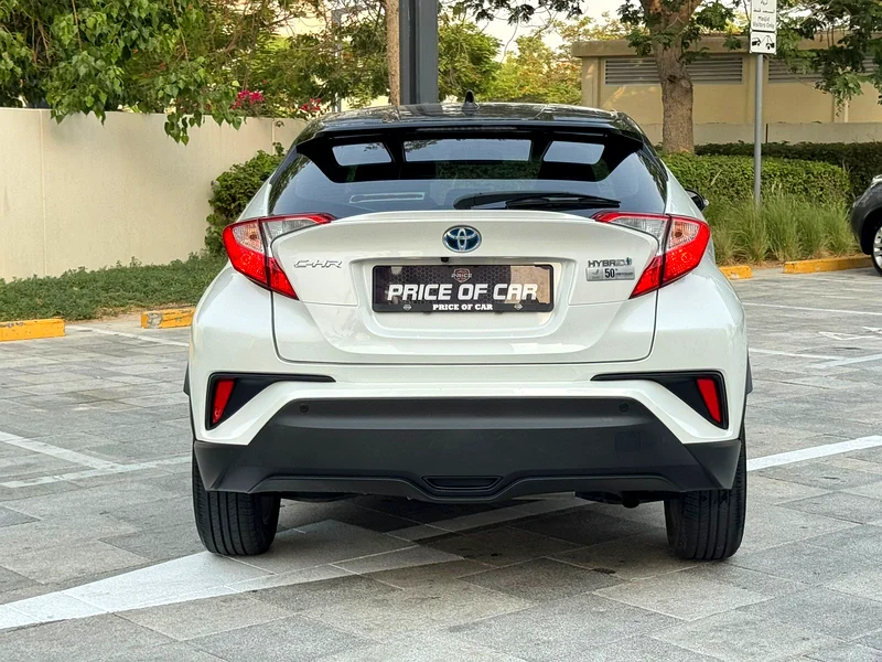 AED 1,089 /monthly // (ONLY 63,000KMS) GCC 2021 Toyota C-HR HYBRID 1.8L 4 Cylinders //63147208167171111