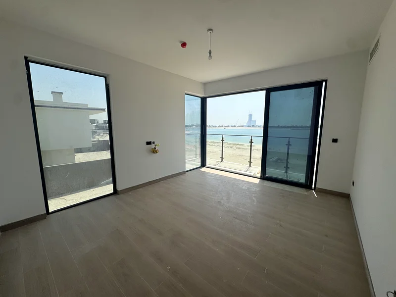Prime Location | Marina & Casino View | Exclusive Private Beach63860034043137113