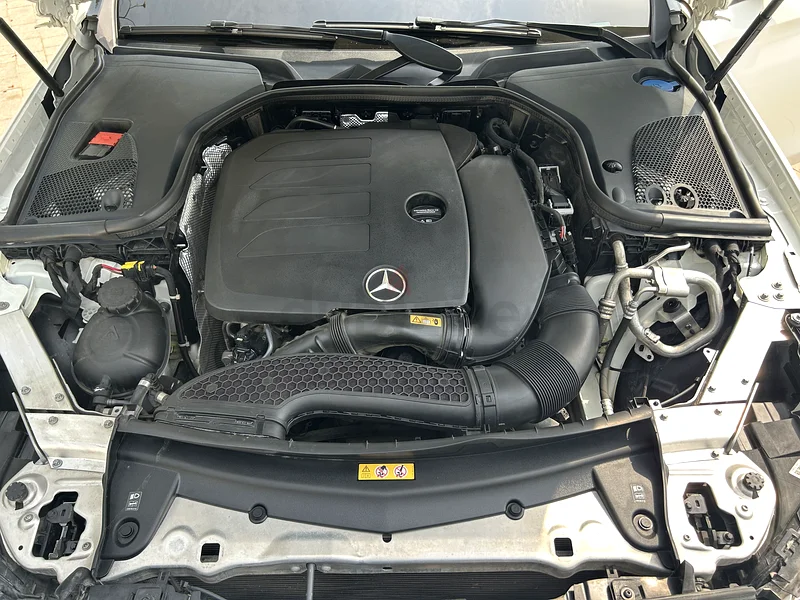 مرسيدس E300 AMG لعام 2020 بحالة ممتازة | مواصفات دول مجلس التعاون الخليجي | ضمان ممتد حتى عام 2027 | سجل كامل من الوكالة63232141375361113