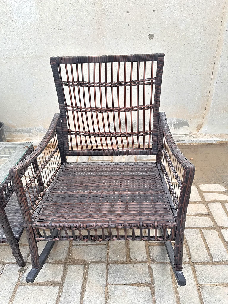طقم جلوس أنيق من الروطان للراحة في الهواء الطلق63218810077954113