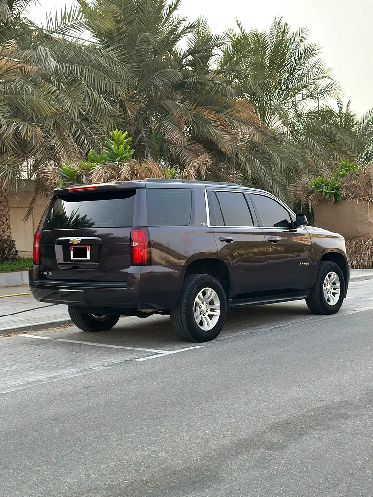 Chevrolet Tahoe LS GCC 201563153703607298111