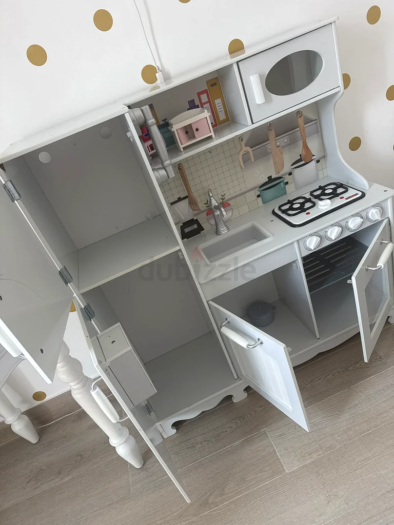 Play kitchen63226787217411112