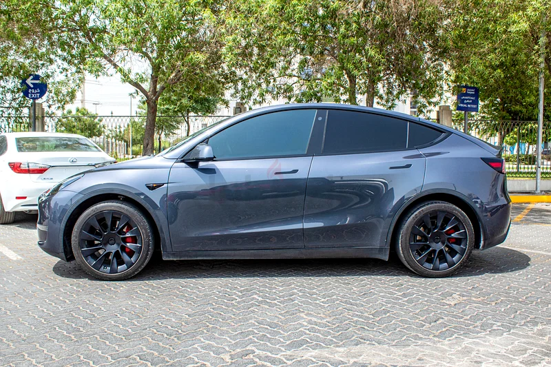 AED 1353/month | 2022 Tesla Model Y Long Range | GCC Specs | Ref#33953163134989674625114