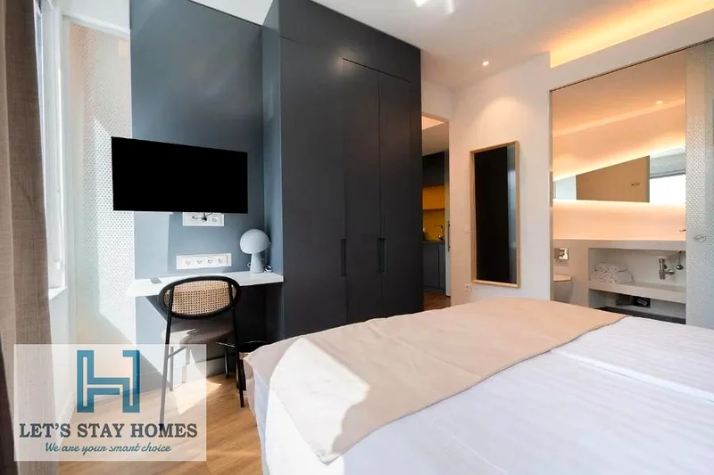 Summer Deal! Next to Marina, Fully Furnished, Free Housekeeping63169921829122113