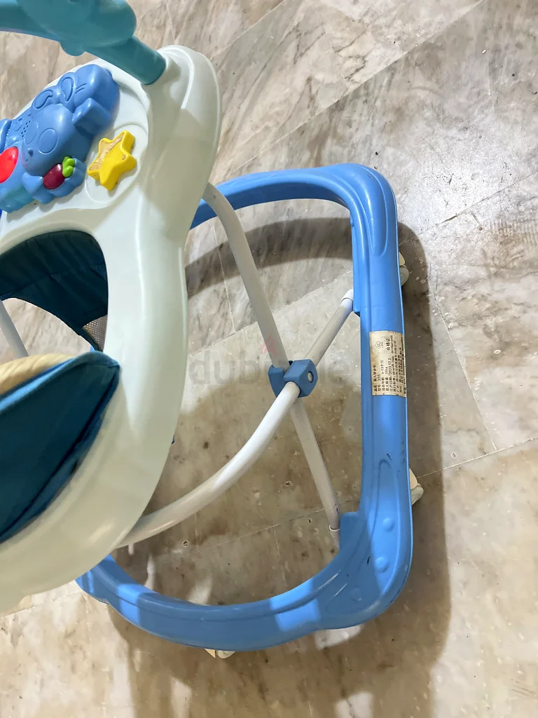 عربة أطفال ممتعة مع ميزات تفاعلية!63177120230146114