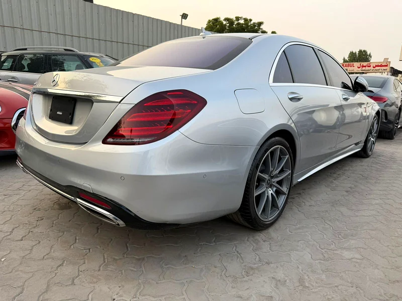 2018 MERCEDES BENZ S56063233103035906113
