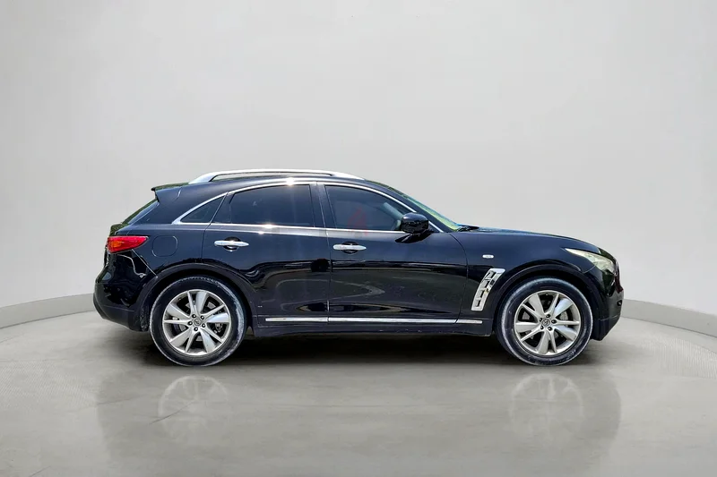 2012 Infiniti FX45/FX35 Standard 3.5L | GCC Specifications63173842365827112