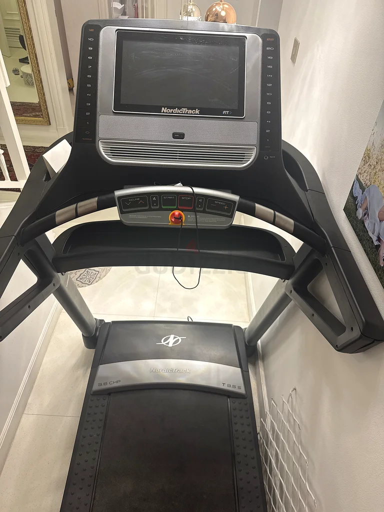 NordicTrack Treadmill for Sale – Your Home Fitness Solution!63172672404611112