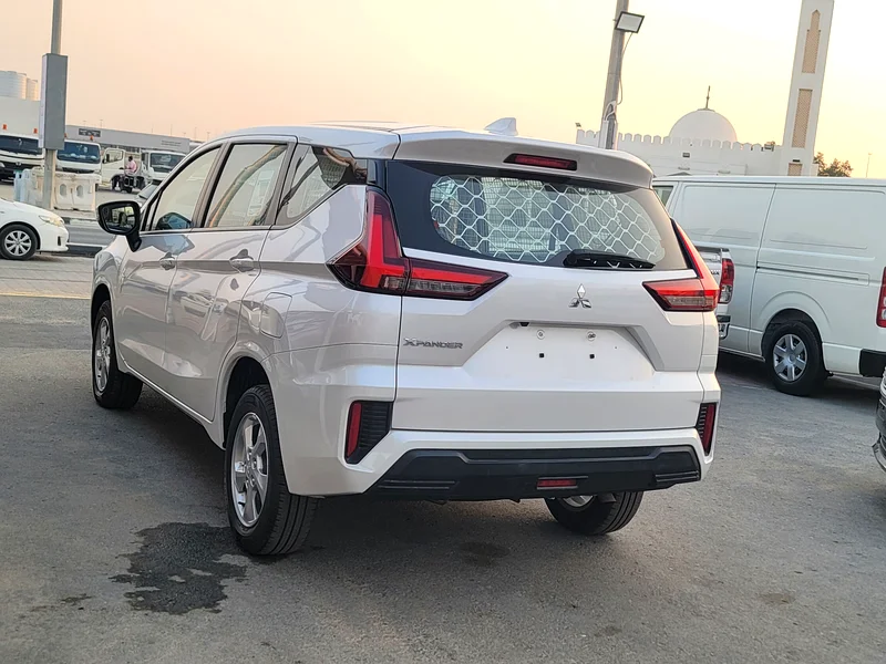 Mitsubishi Expander in agency condition GCC  متسوبيشي اكسباندر بحاله الوكاله خليجي63224310132353112