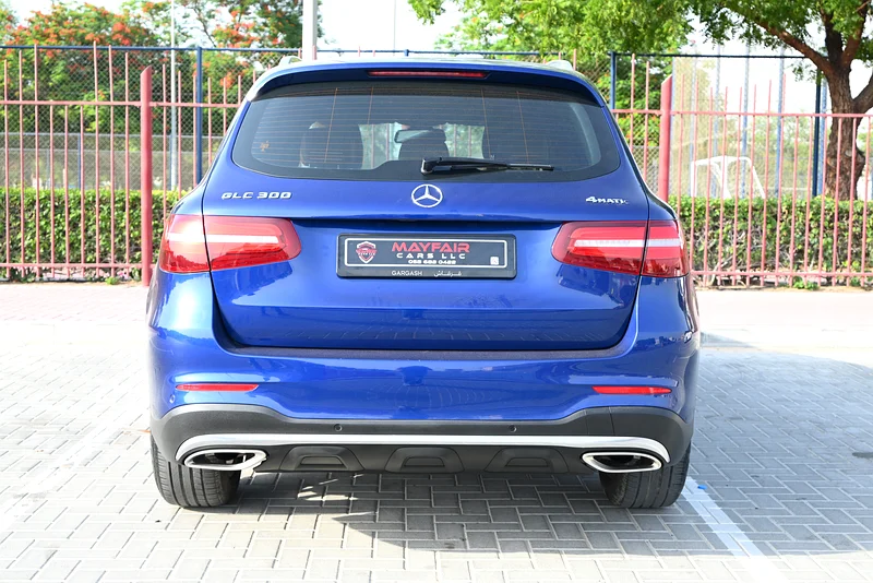 0% DP - FREE WARRANTY - MERCEDES GLC 300 4MATIC 2018 - ORIGINAL PAINT - GCC SPECS63164314426499113