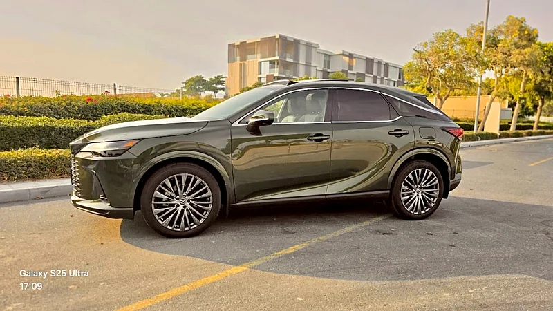 لكزس RX 350 بلوتينيوم، عنوان نظيف، موديل كندي 2024، خيارات كاملة63226216981761112