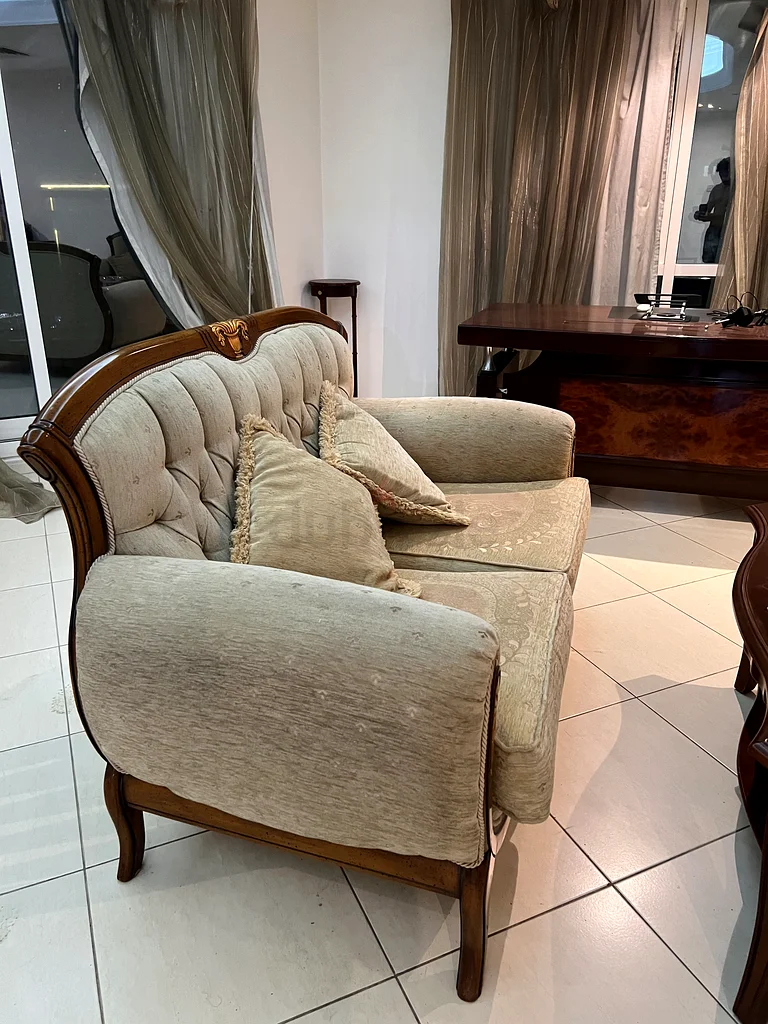 طقم أريكة كلاسيكي63207893573379114