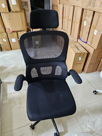 Ergonomic Office Chair - Comfort Meets Style!