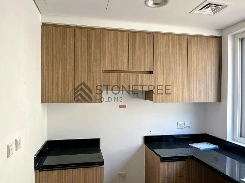 Handover Q3 2025 | Spacious Layout | Middle unit64005841661827114