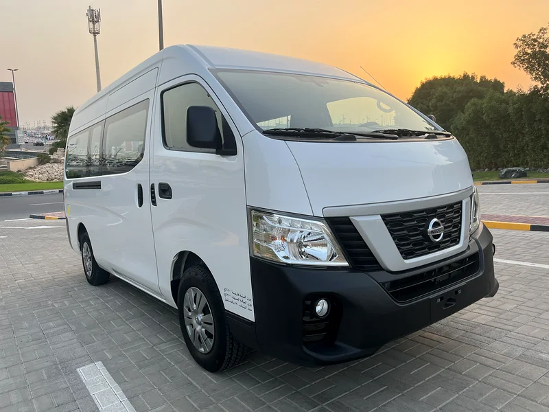نissan urvan ركاب 2020 حالة جيدة جدًا63167093663105113