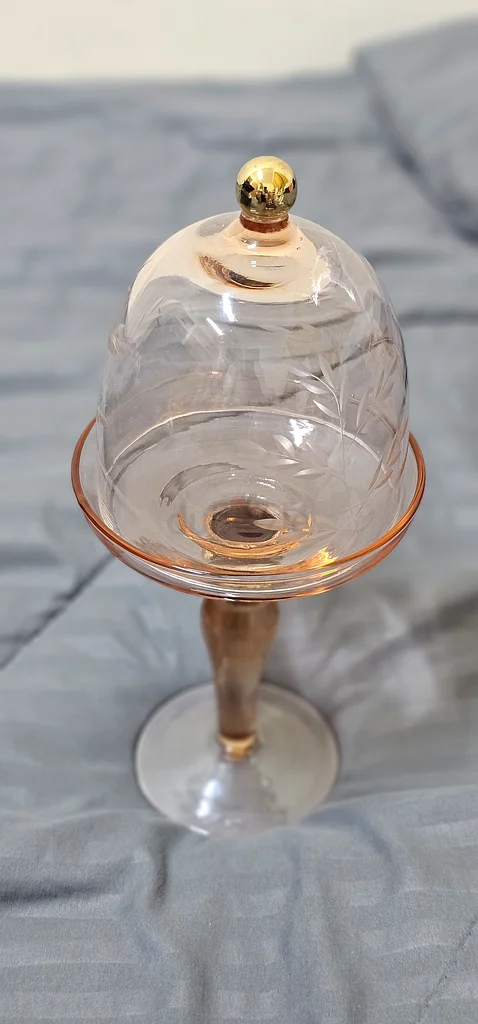 Luxury dessert display stand with elegant glass cover63220326883970111