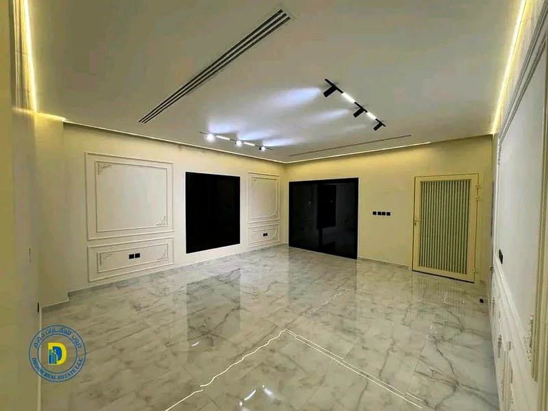 For sale, a modern villa with 3 bedrooms and a sitting room in the Al-Helio area, at an excellent price.63895010069763112