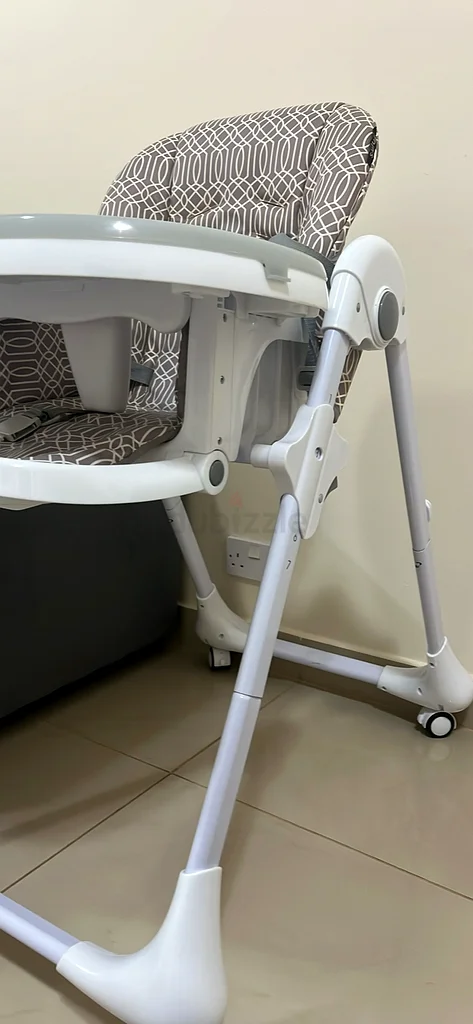 High Chair for Your Little One - Safe and Stylish!63195106750593111