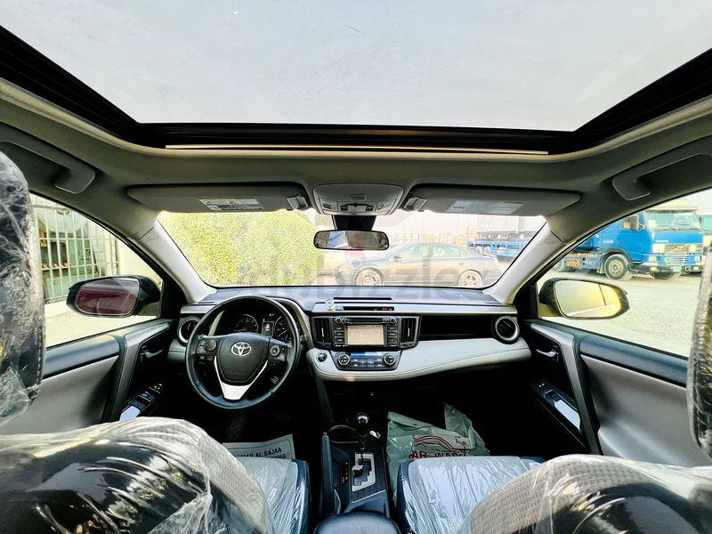 Toyota rav4 XLE63158340695426114