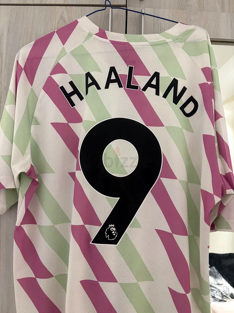 Man City 23/24 Pre-Match Shirt – Haaland #9 – Size 2XL63201172324609111