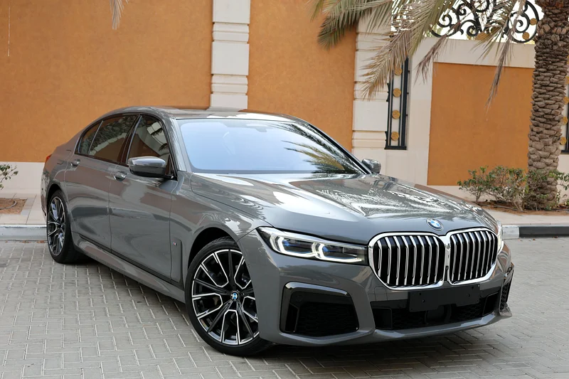 BMW 730LI ( M-SPORT ) - GCC SPECS - UNDER WARRANTY / SERVICE FROM AGMC - ACCIDENT FREE -63160610507265111