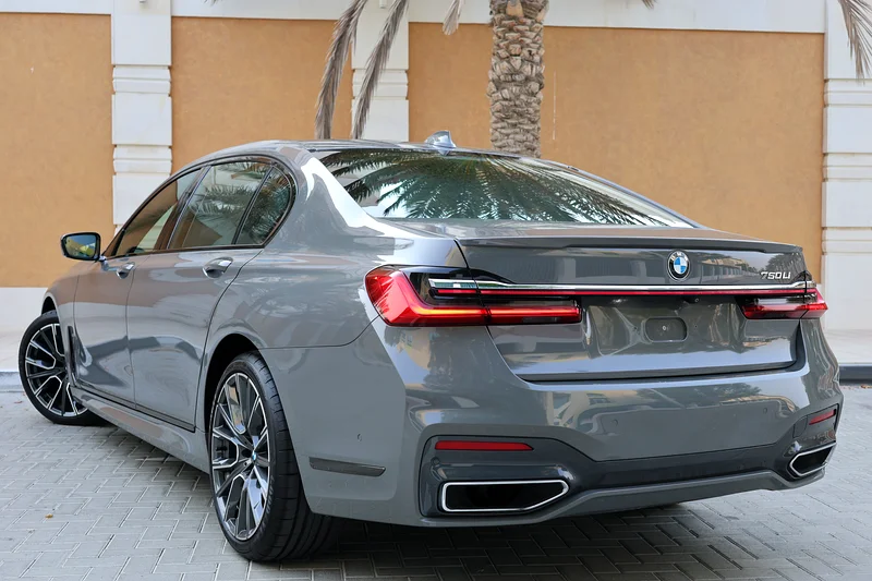 BMW 730LI ( M-SPORT ) - GCC SPECS - UNDER WARRANTY / SERVICE FROM AGMC - ACCIDENT FREE -63160610507265113