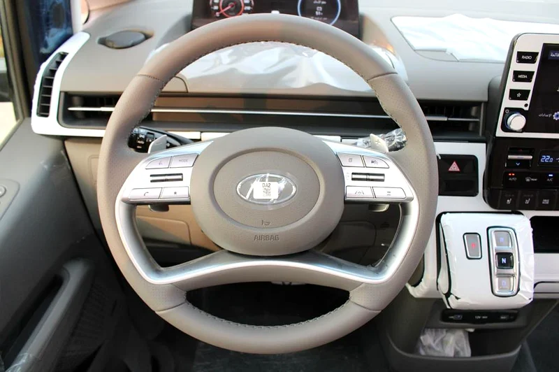 Hyundai Staria 3.5L Luxury Plus Model 202663171299059971114