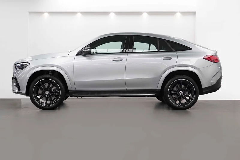 2025 MERCEDES GLE 450 4MATIC Coupé / GCC / 22 INCH / BURMESTER / DEALER WARRANTY AND SERVICE63163856947459111