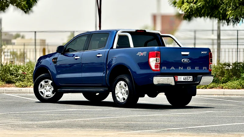 Ford Ranger XLT 2017 only 76000kms Gcc specs ( Full service history .63168029169665114