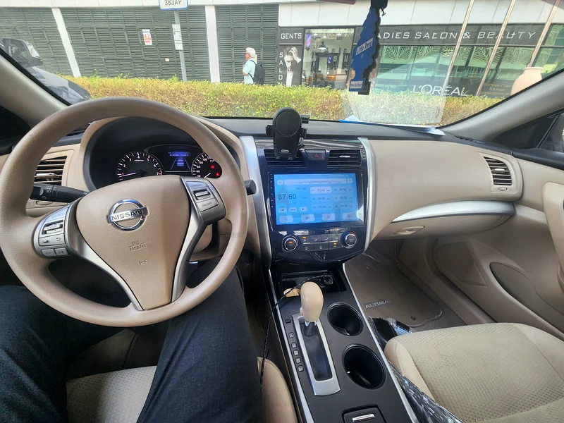 Nissan altima s 2.5 engine, GCC specs,clean condition no accidents.63232621034625114