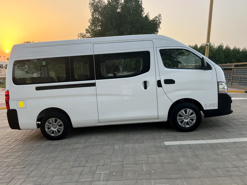 نissan urvan ركاب 2020 حالة جيدة جدًا63167093663105112