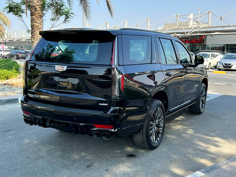 !! 2024 !! CADILLAC | ECALADE | V 682 HP  / GCC | UNDER WARRANTY AND SERVICE CONTRACT63176619831299113