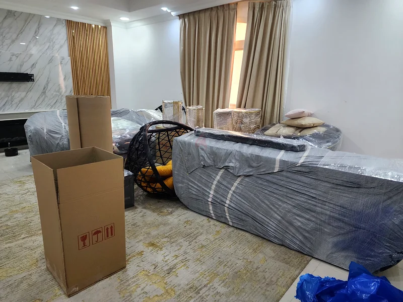 Low Price House Moving and Packing Villa Flats Studio Office Shifting Services Discount Prices63219832561793114