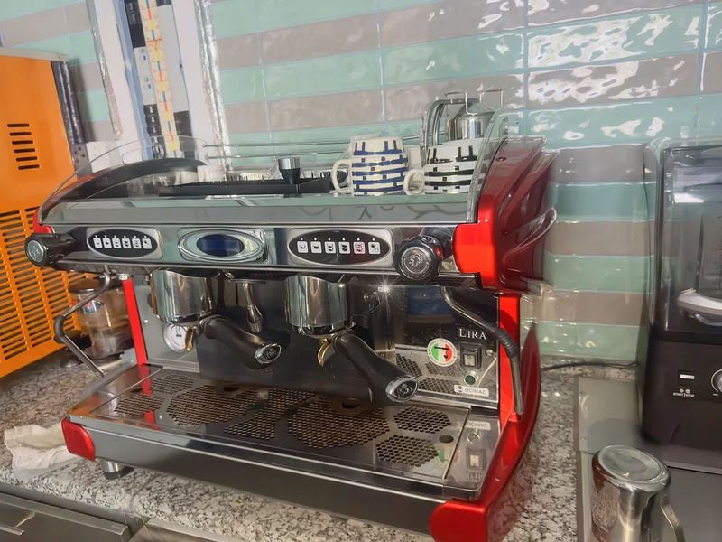 BFC Lira 2GV EL Espresso Coffee Machine - Perfect for Your Cafe!632529500189461128