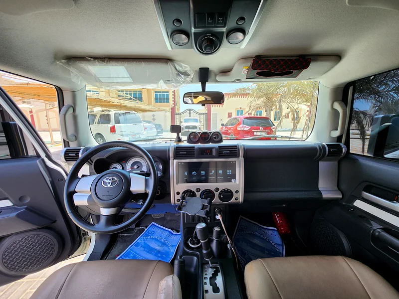 Gcc, 1st owner, very clean car63157441783554114
