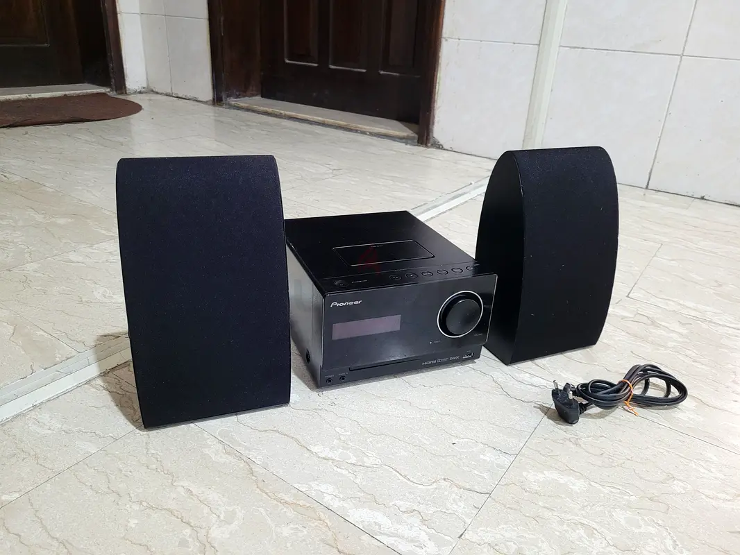 Pioneer Bluetooth Component Deck Sound System with Sony Speakers (USB, Aux in, FM Radio, ipod Dock)