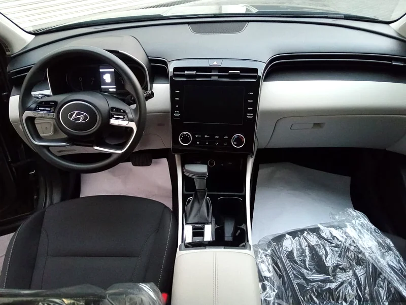 Hyundai Tucson 2023 mid gcc accident free single owner63169916067587114