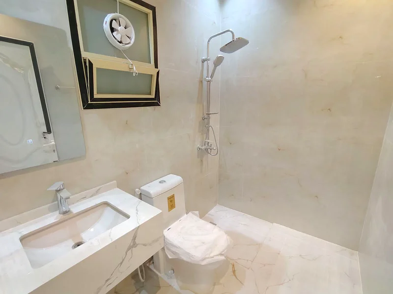 For sale - Townhouse villa in Ajman - Al Helio 2 area / First resident / Near Sheikh Mohammed bin Zayed Road and Emirates Road63894082563715114