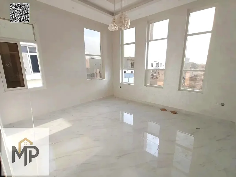 Now is your chance to own a luxurious villa with a modern design and high-end finishes, in a prime location close to all amenities.63896286304643112