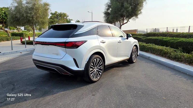 لكزس RX 350h هجين، طراز كندي 2024، بجميع الخيارات63148647920129114