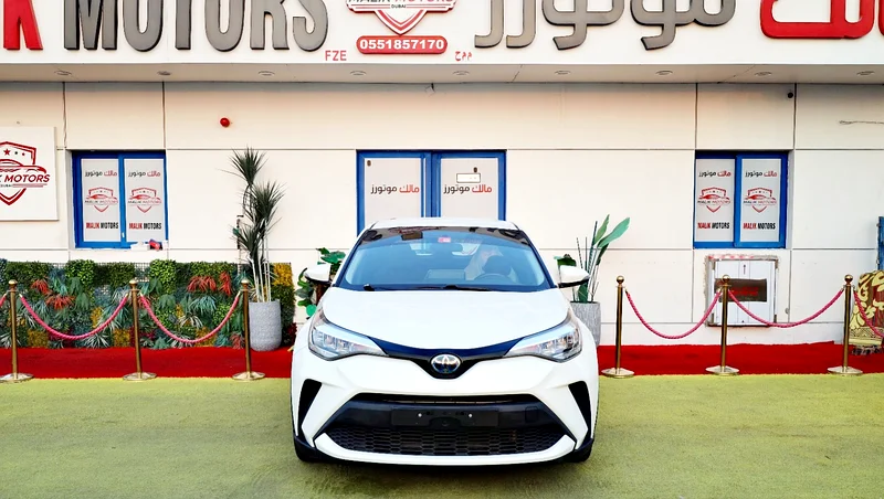 HYBRID TOYOTA CHR 2022 MODEL AVAILABLE ON CASH AND 0 DOWNPAYMENT BANK FINANCE63147208789635112
