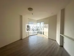 Unfurnished Office | 5-Star Commercial Hotel