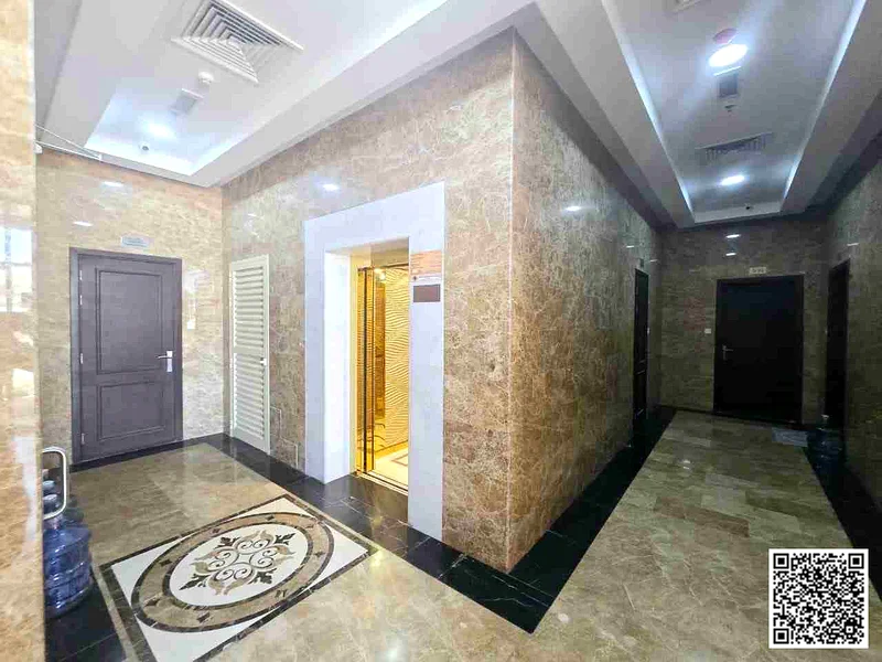 Commercial and residential building for sale63252407582465112
