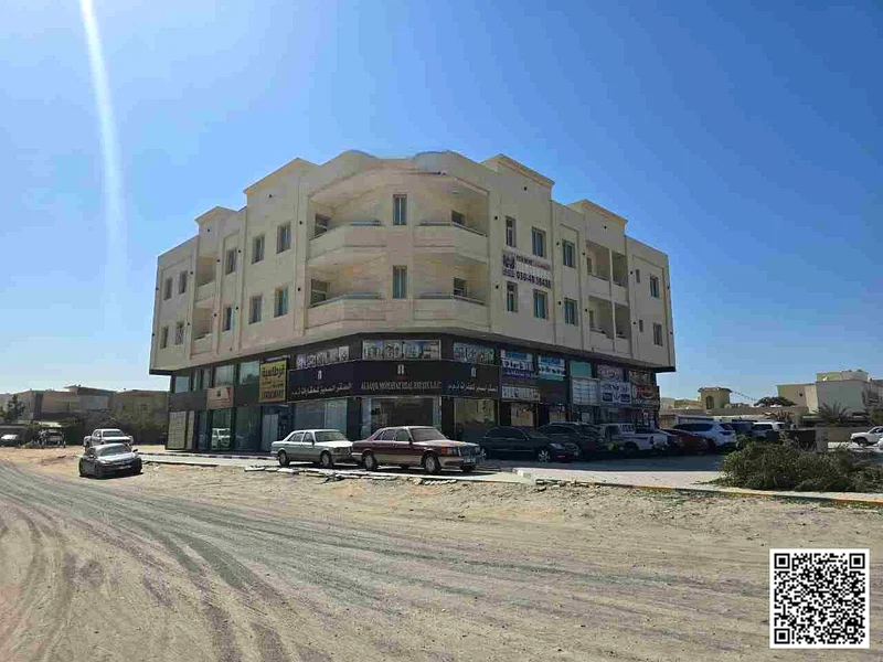 Commercial and residential building for sale63252407582465110