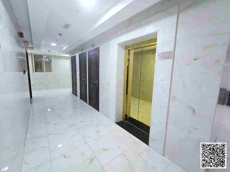 Commercial and residential building for sale63252407582465114