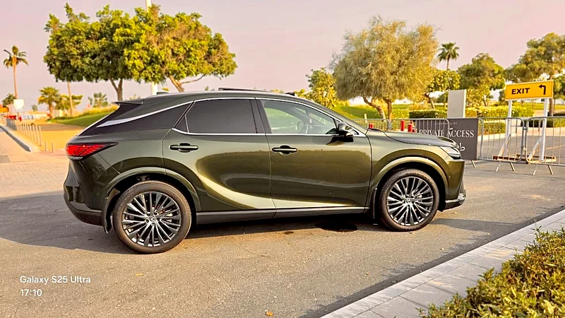لكزس RX 350 بلوتينيوم، عنوان نظيف، موديل كندي 2024، خيارات كاملة63226216981761114