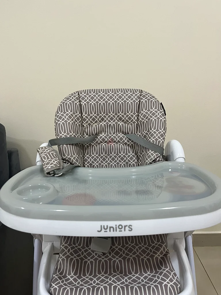 High Chair for Your Little One - Safe and Stylish!63195106750593114