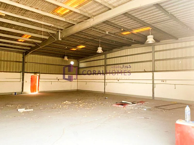 Commercial Warehouse with Open Land | Rented63185191261826114