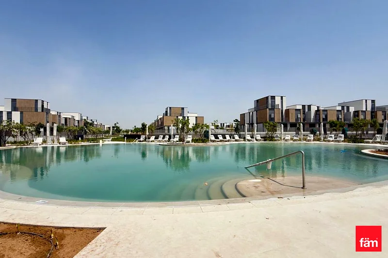 Single Row | Near Pool | Handover Soon63733135170818110