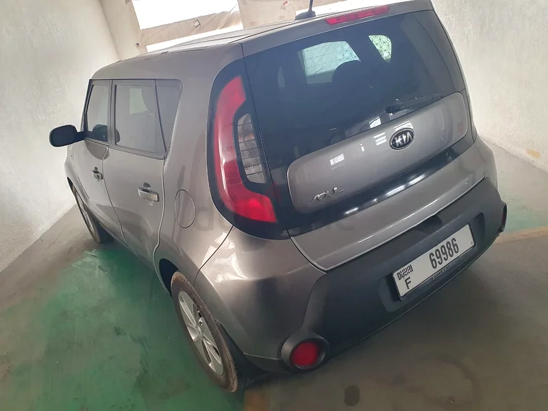KIA SOUL 2015 MODEL 1.6 L  
PERFECT CONDITION  
CLEAN TITLE  
WITH 4 NEW TIRES63171297134594112